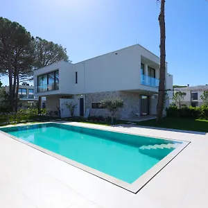Rezort Sanpietro Vacation, Plazhi San Pietro